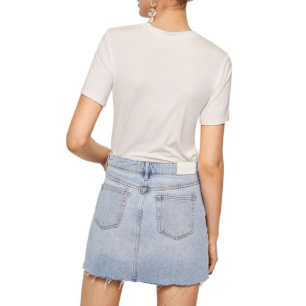 Zara Light Wash Distressed Denim Skirt - Picture 2 of 5